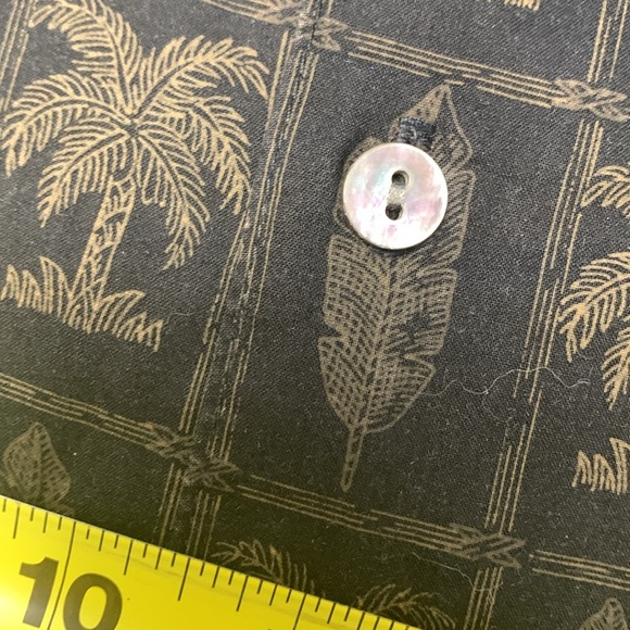 Tori Richard Honolulu NWOT Mens  100% Light Cotton Casual Button Up Shirt - Picture 8 of 9